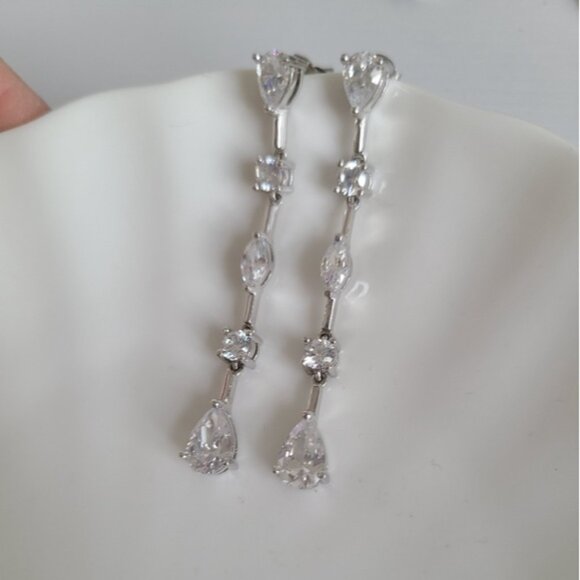 Vintage Sterling Silver Long Drop Crystal Elegant Formal Bridal Earrings - Picture 3 of 16